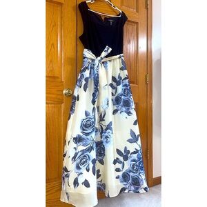 Women’s Formal Dress Plus Size 18W R&M RICHARDS Fit + Flare Gold Black Tie Waist